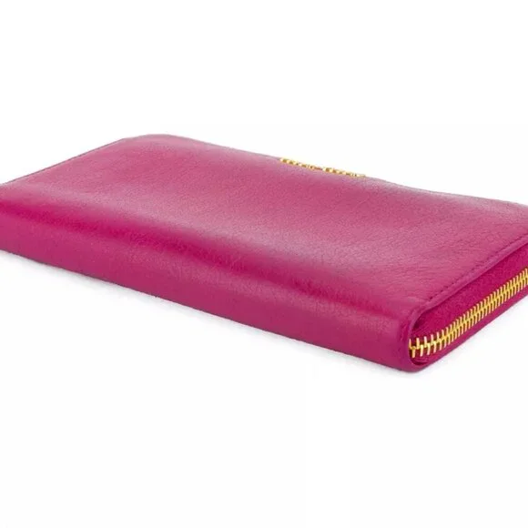 miu miu purse pink leather Authentic used